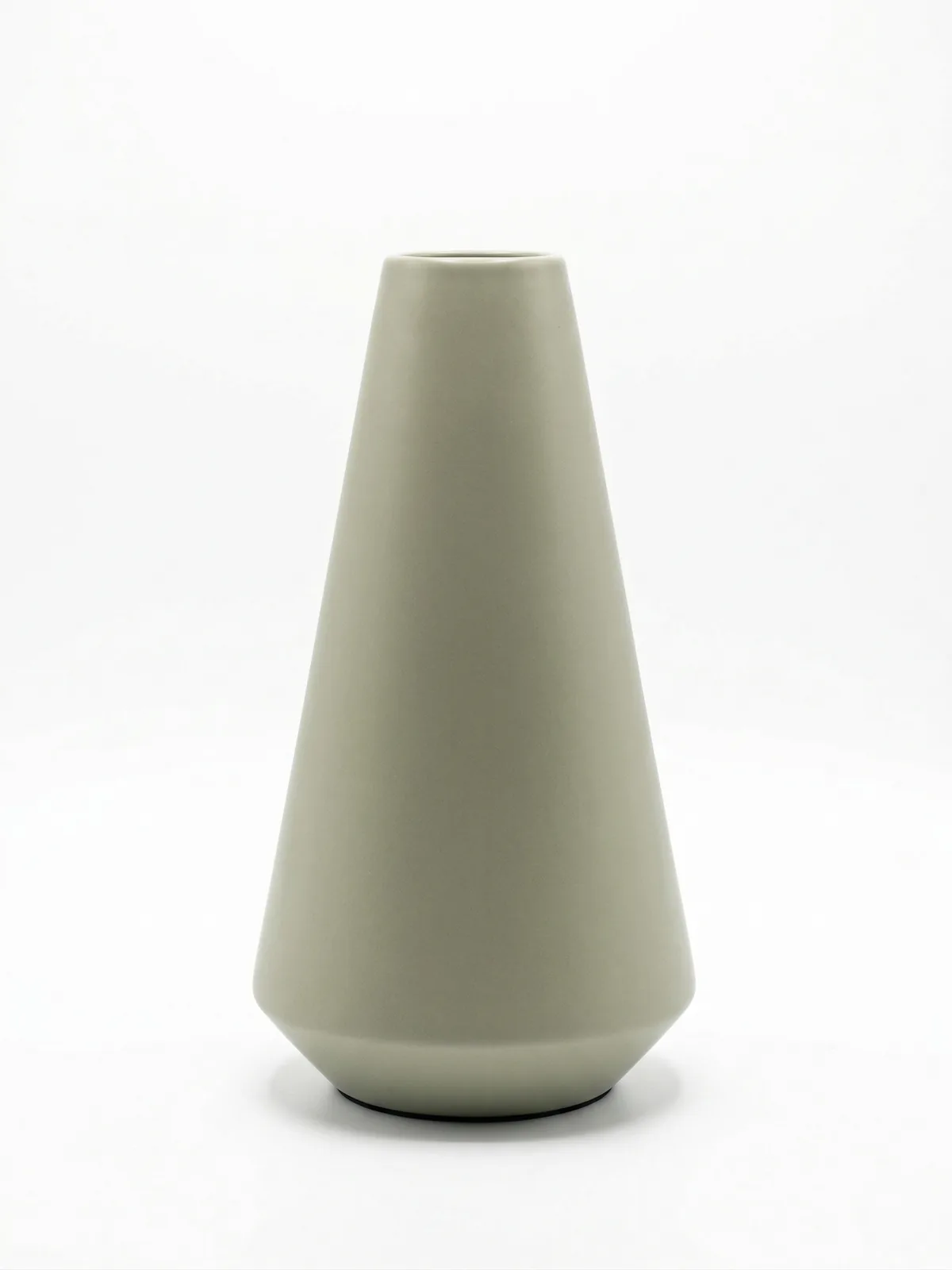 Vaso Cone de Cerâmica Fosca